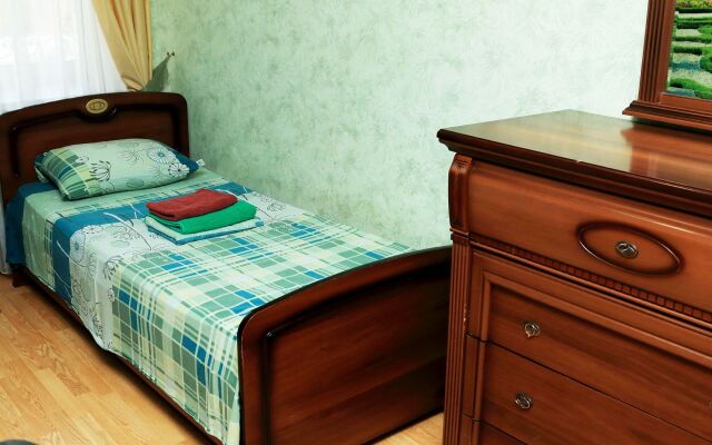 Апартаменты Right Room трехкомнатные на улице Баррикад 8