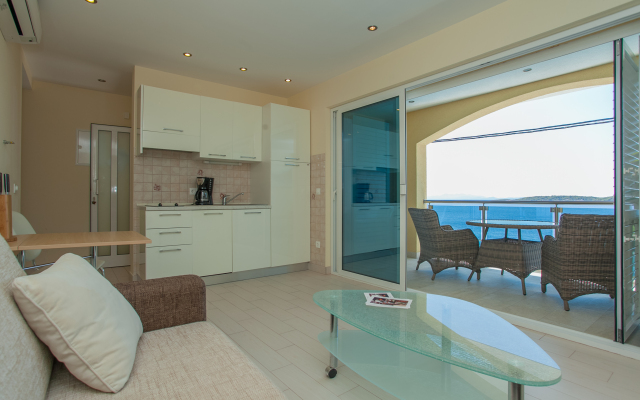 Cintro Apartments