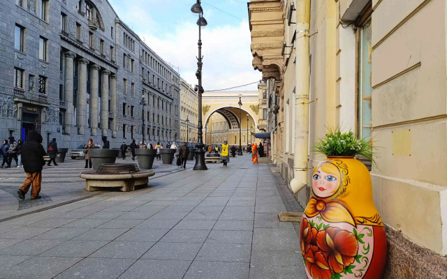 Апартаменты Невский 18 Николь и Мишель 1