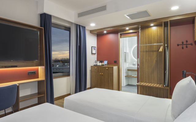 Hampton by Hilton Istanbul Arnavutkoy