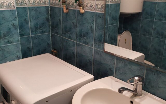 Апартаменты Двухкомнатная квартира на Бровцева 15