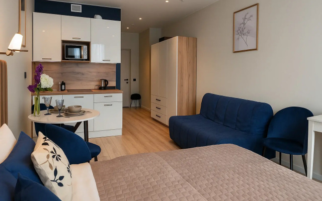 Квартира у Метpо Лaдoжская