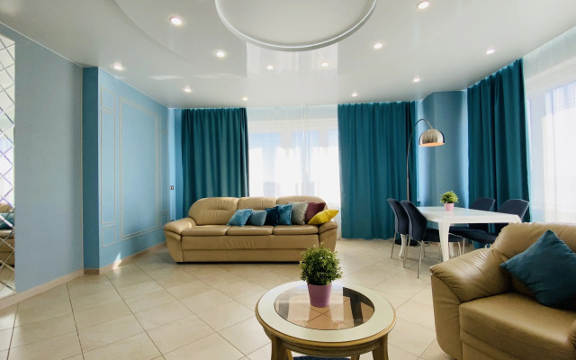 Innkhoum Panorama&riverside De Luxe Apartments