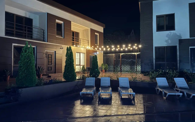 Green Pic Private house