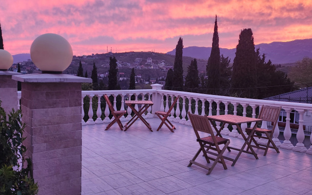Svoy Hotel