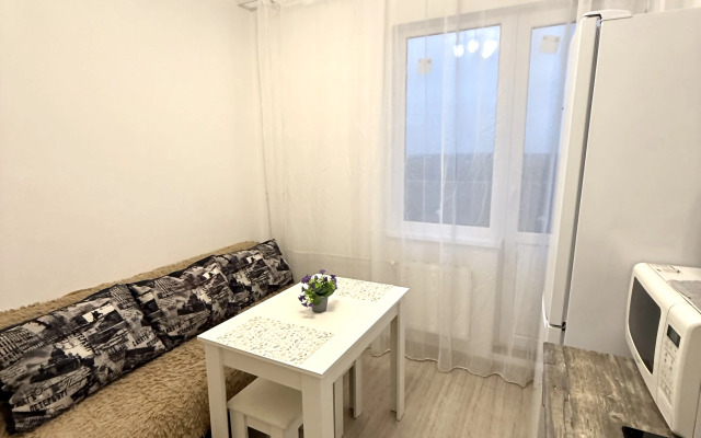 Квартира Уютная в Тихом Районе на Берегу Волги