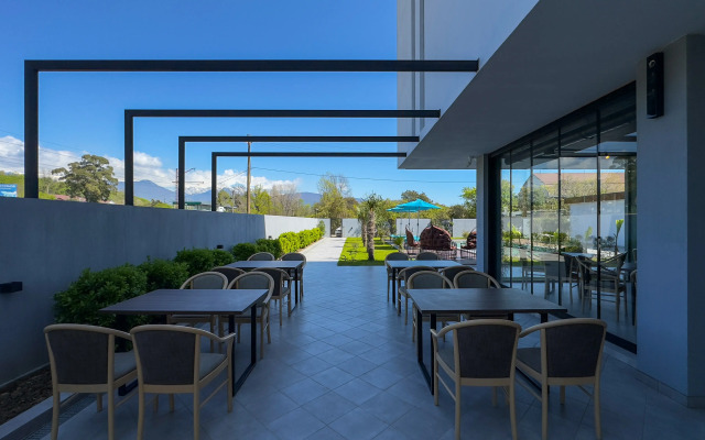 Villa Astoriya Hotel