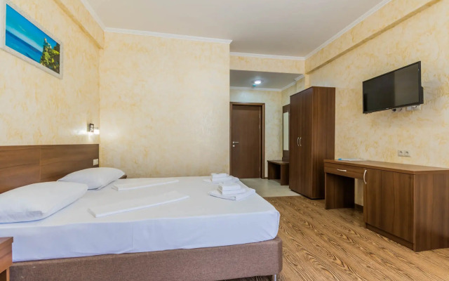 Aqua Life Hotel