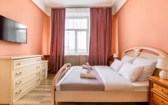 Квартира в винтажном стиле в Брежневском доме БонАпарт