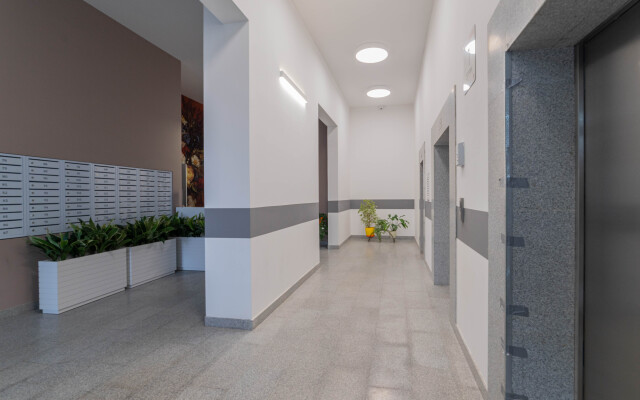 3 Komnatnye U Metro Vostok Apartments