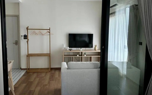 Title Halo 1 Apartments
