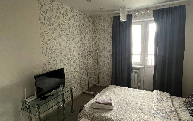 Na Verkhnyaya Naberezhnaya 161/13 Flat