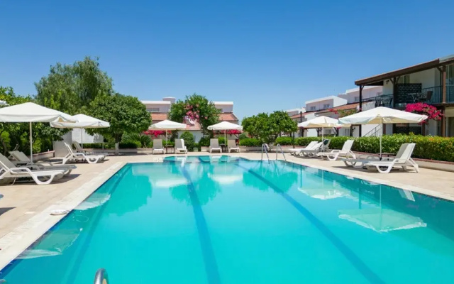 Citrus Tree Gardens Hotel