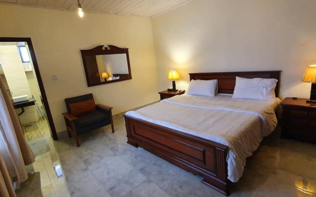 Вилла Camp on Beautiful Toddy Pond