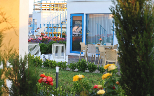 Santorini Hotel