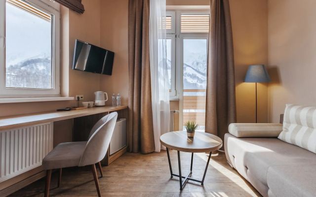 28 Hotel