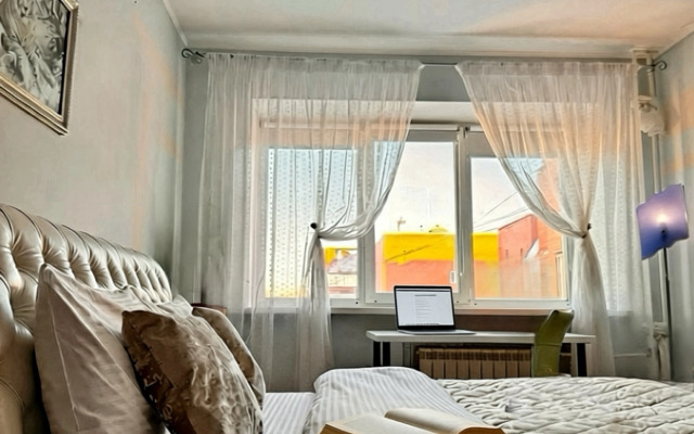 Квартира KliuchnikOFF просторная для командировочных 10 мин до ЖД