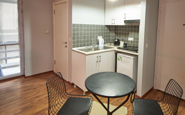 Entrance floor 2 bedrooms at Taksim Flat