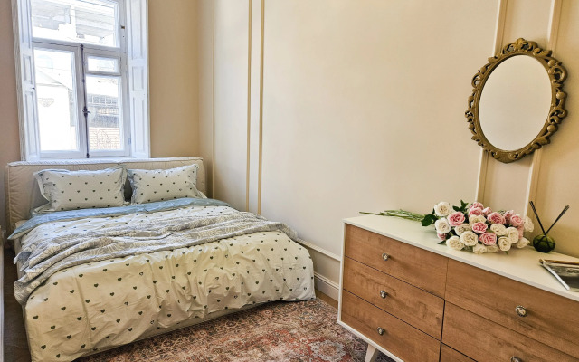 Dokhodny dom Istomina Flat
