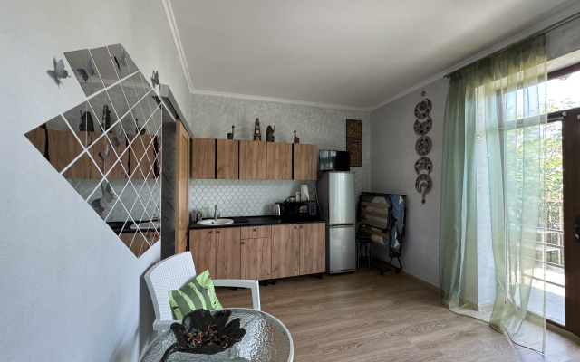 Квартира на Рекордной 10