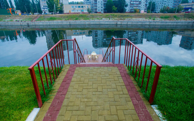 Zarechnyi  Hotel