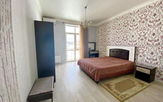 Red Rose Apartments