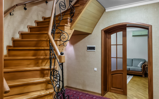Shur Duplex Villa In Old City, Villa