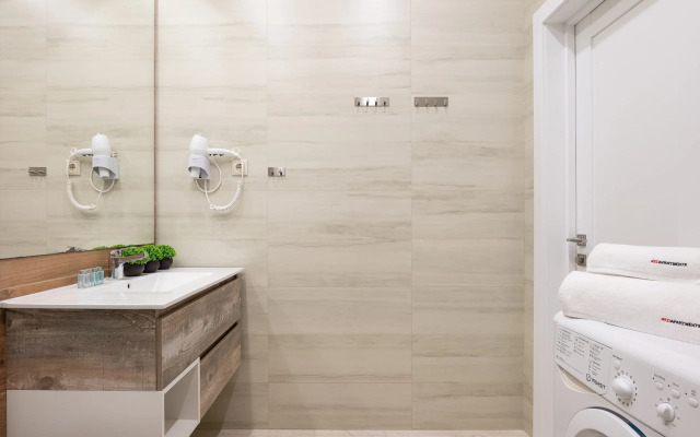 Red Apartments Art Layt Siti Apartament Maykov Apartments