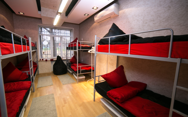 Rus - Kolomenskaya Hostel
