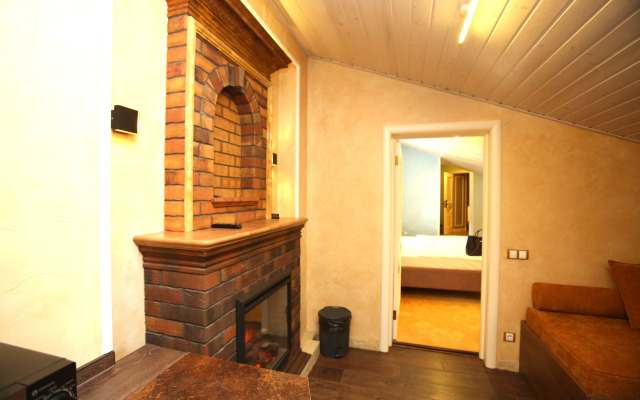 Dlya 8mi Gostey Nevsky 5 Apartment
