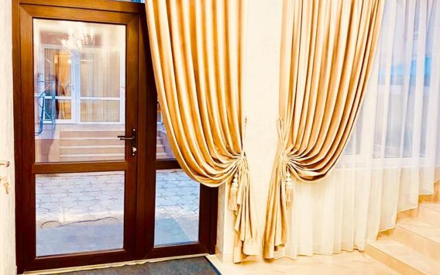 Dzhemeson Hotel