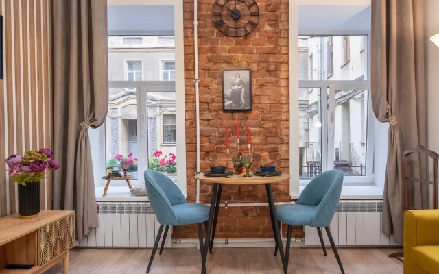 Atmosfernaya Studiya U Tavricheskogo Flat