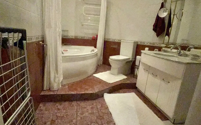 V Elitnom Dome Na Leninskom Prospekte Flat