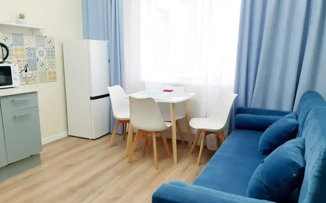 Квартира с Лоджией на Комсомольском Проспекте 4