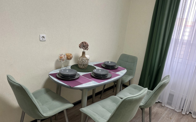 Prostornaya po Priyatnoy Tsene Flat