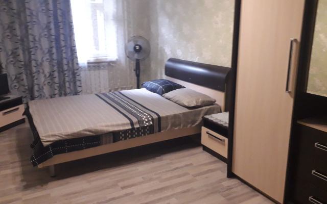 Uyutnaya 2-H Kom. Flat
