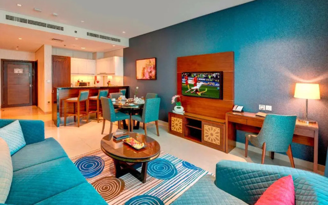 Royal Continental Suites Business Bay