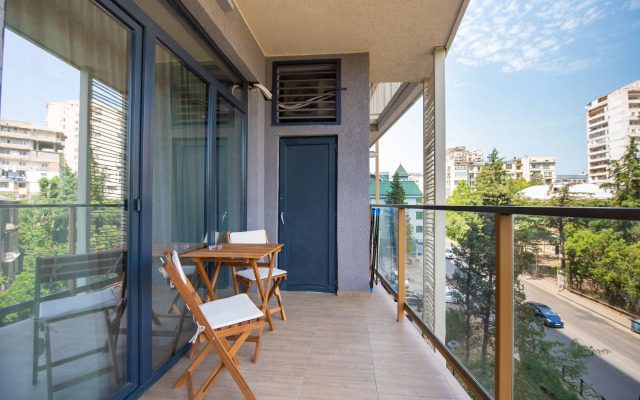 S Vidom na Gorod i Mtatsmindu Apartments