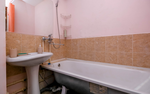 ryadom s Mntk im. Fedorova i Sk Zarya Flat