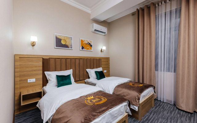 Royal Sebzor Expo Hotel