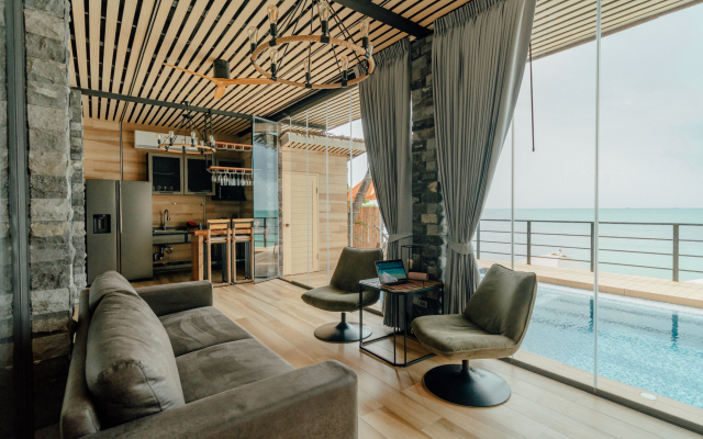 Вилла Sea Sky Luxury Absolute Beachfront Villa