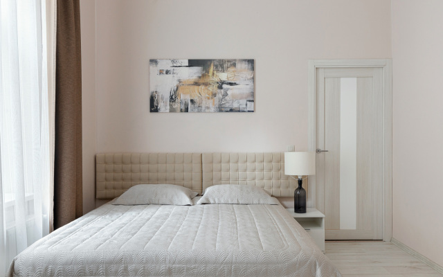 Апартаменты на Караванной