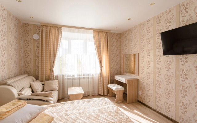 Karolina Apartments