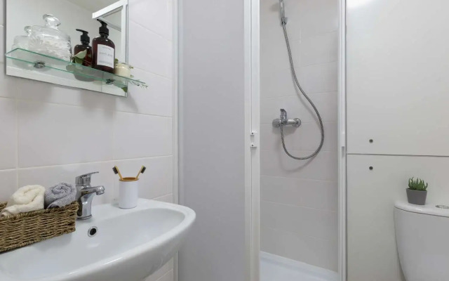 Апартаменты 1 Happy House Люблинская 80 корпус 6