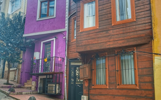 Taksim History Wooden Hostel