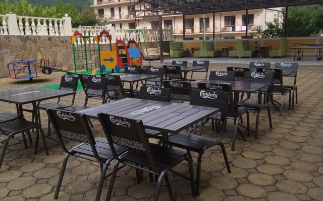 Mariya Hotel