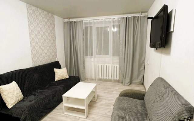 Квартира на Хибиногорской 37