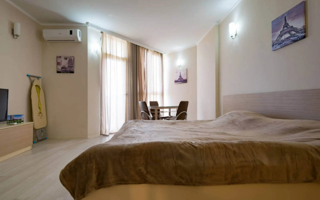 Sunny On The Beach Apartments