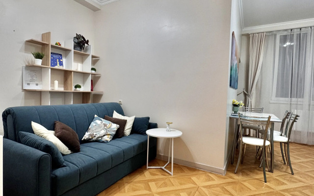 Ryadom S Olimpiyskim Parkom Apartament