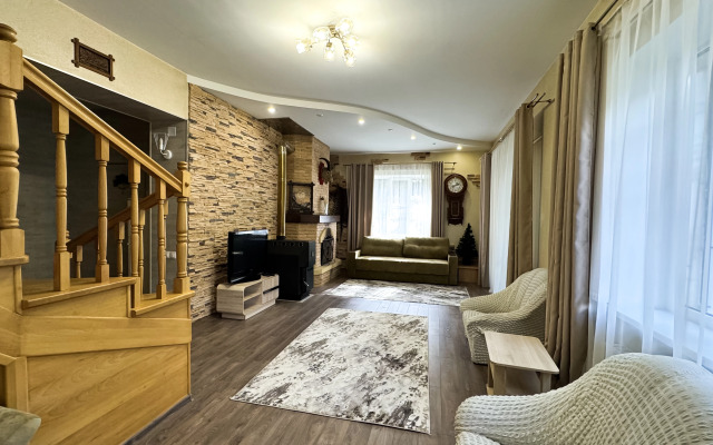 Zapovednyij Arhyiz Guest House
